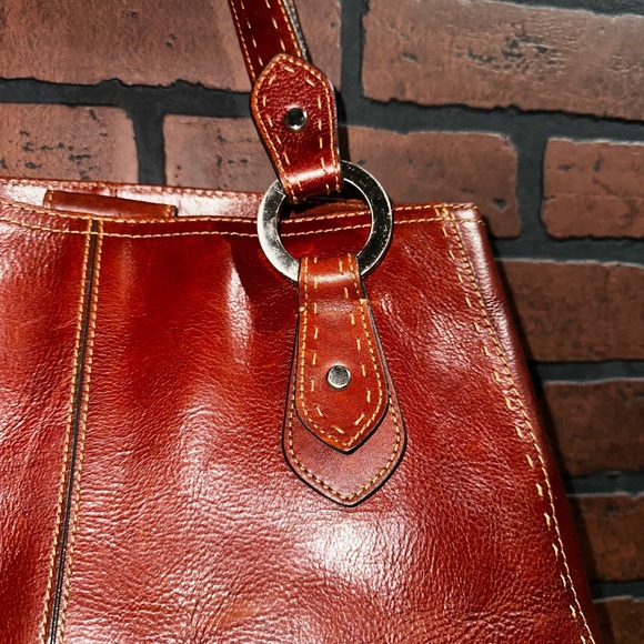 Vintage Leather Fossil Purse - Picture 3 of 11